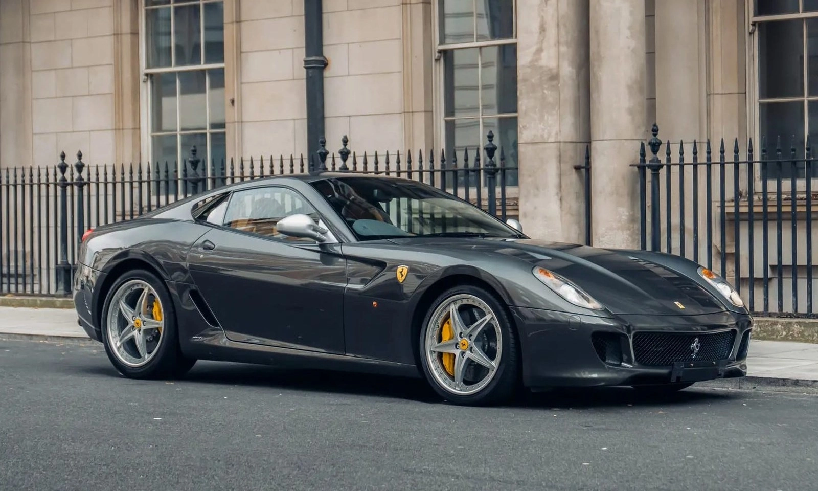 Poslednji Ferrari s ručnim mjenjačem