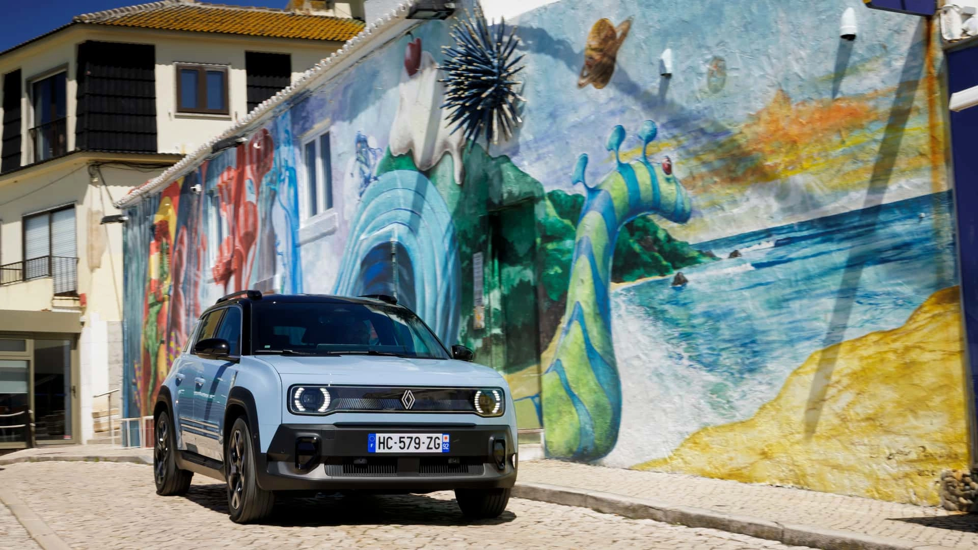 Renault 4 2025   prova su strada