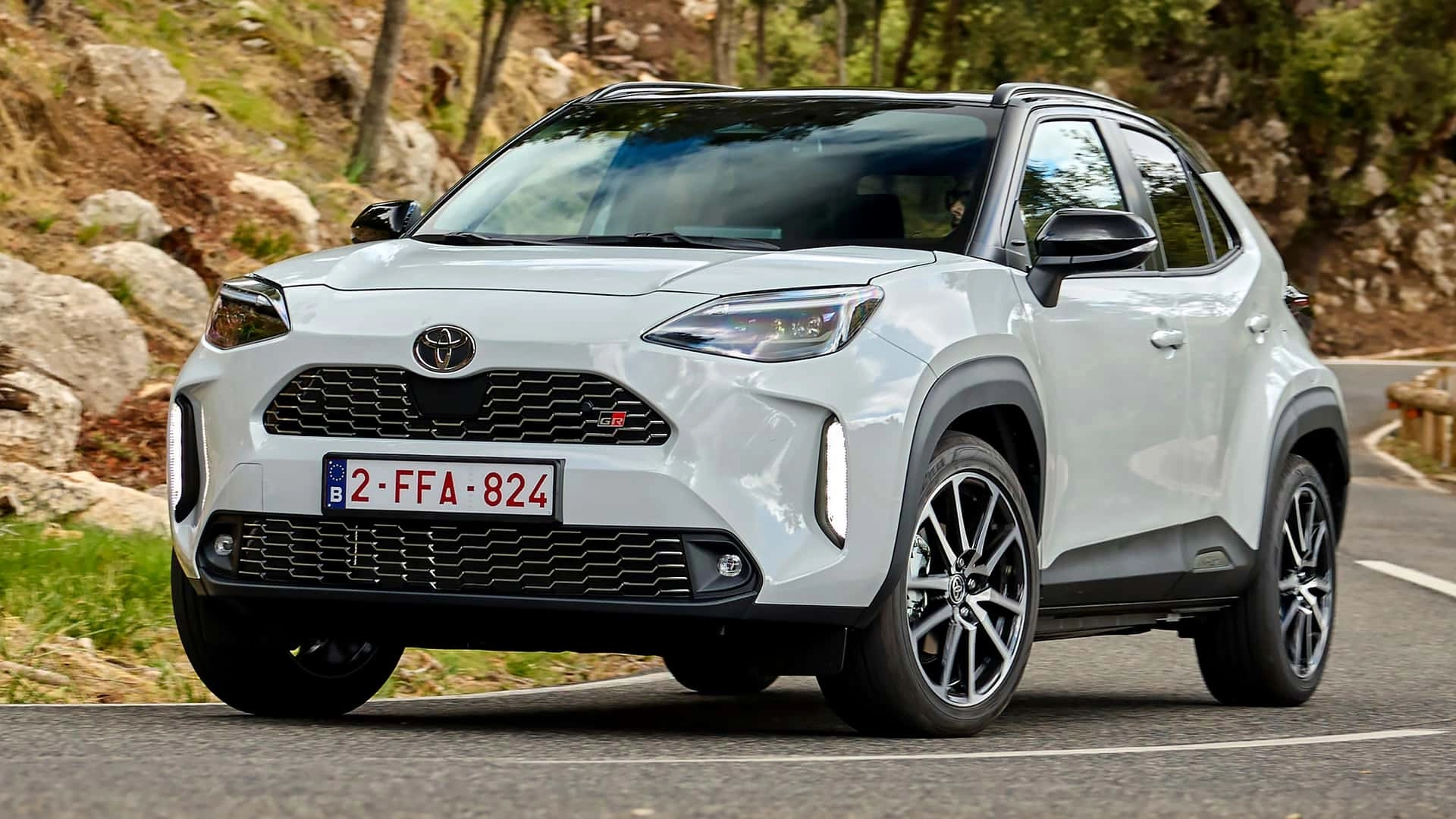 Toyota yaris cross gr sport 2024