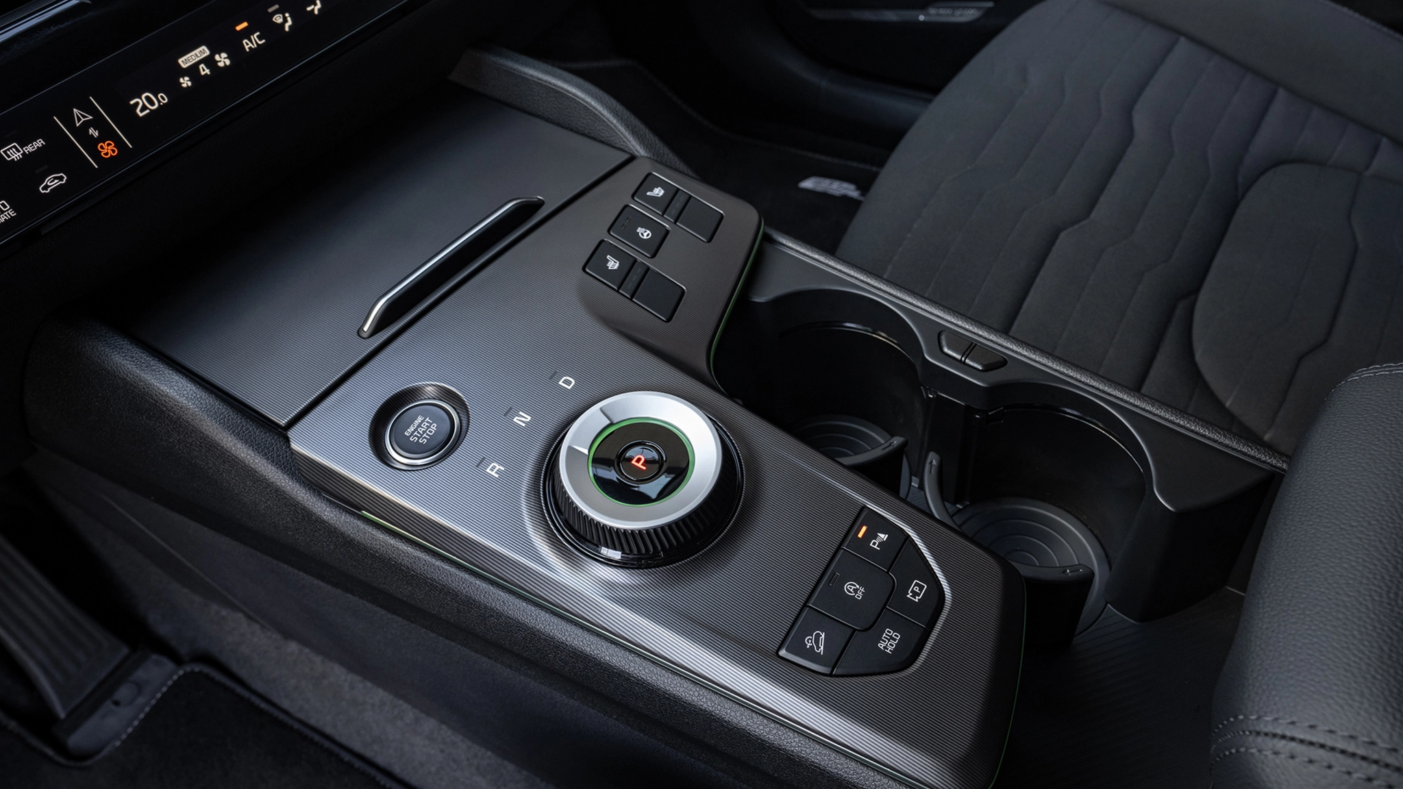 Kia new sportage baseline my26 deluxe white interior digital 1920x1080 006