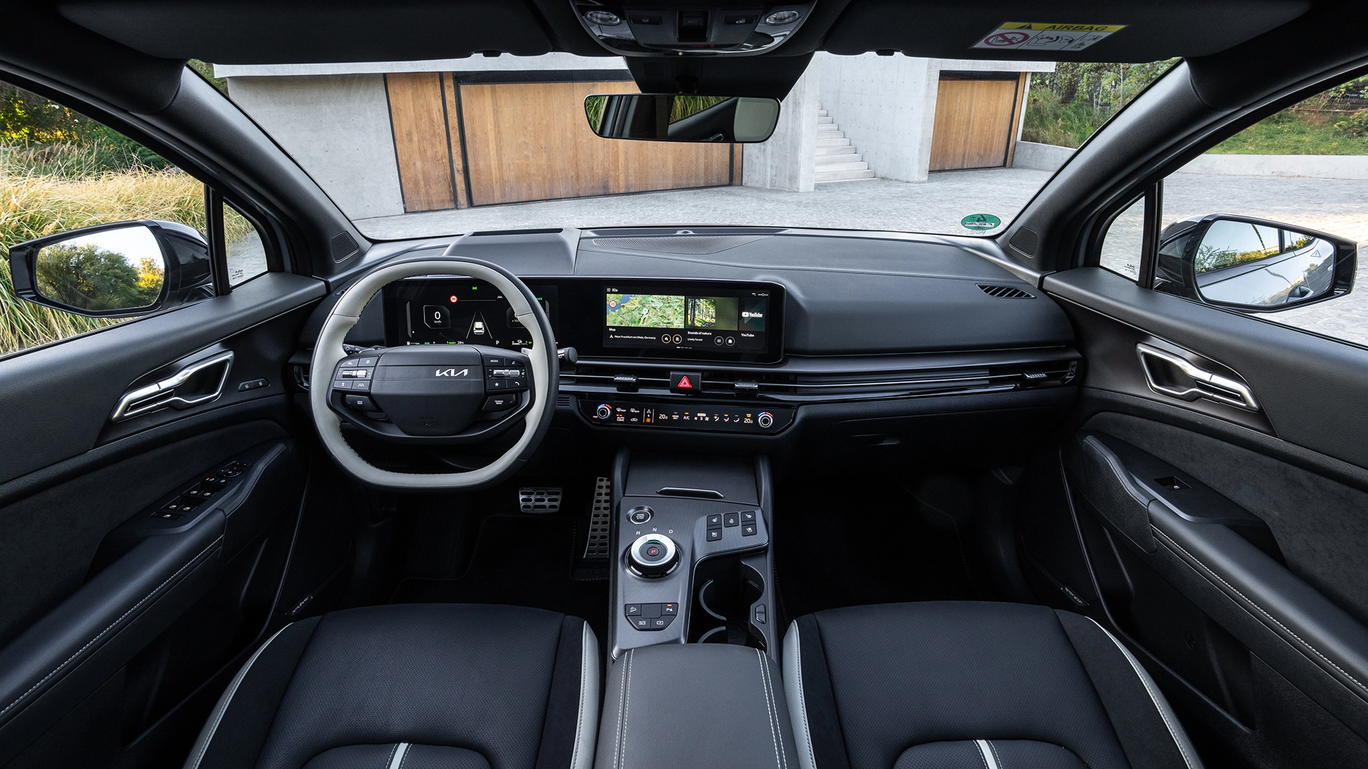 Kia new sportage gtline my26 lunar silver interior digital 1920x1080 001