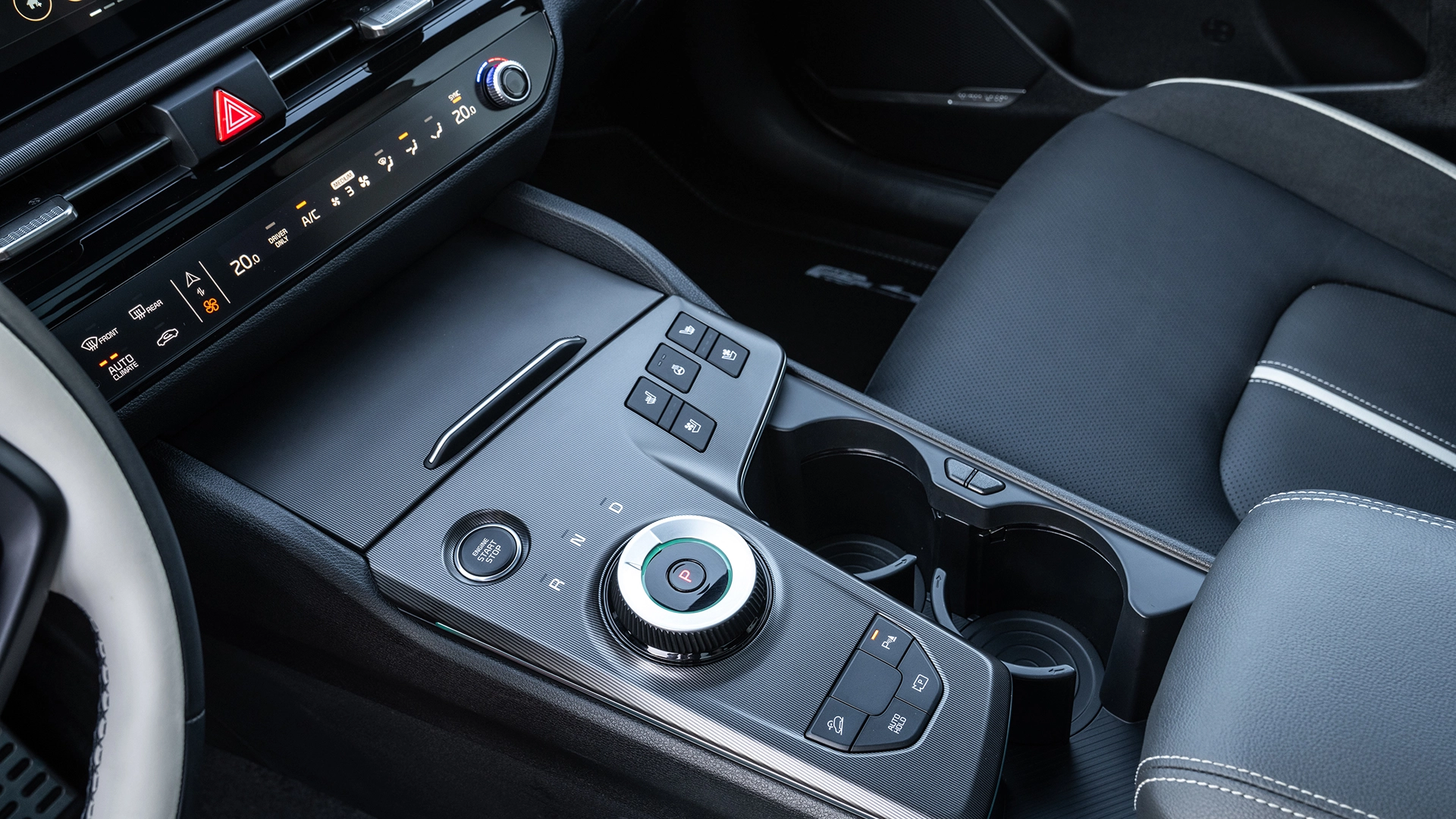 Kia new sportage gtline my26 lunar silver interior digital 1920x1080 003