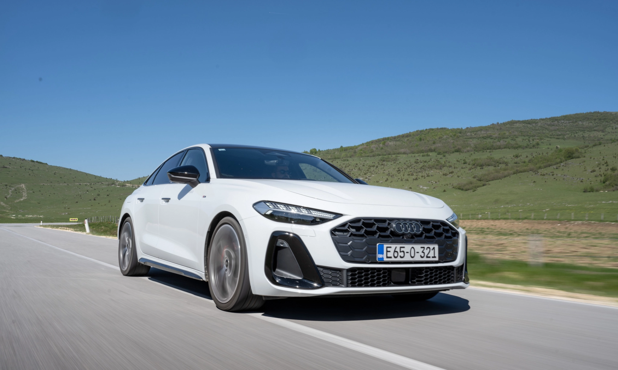 Napredak kroz dizajn, tehniku i multimediju