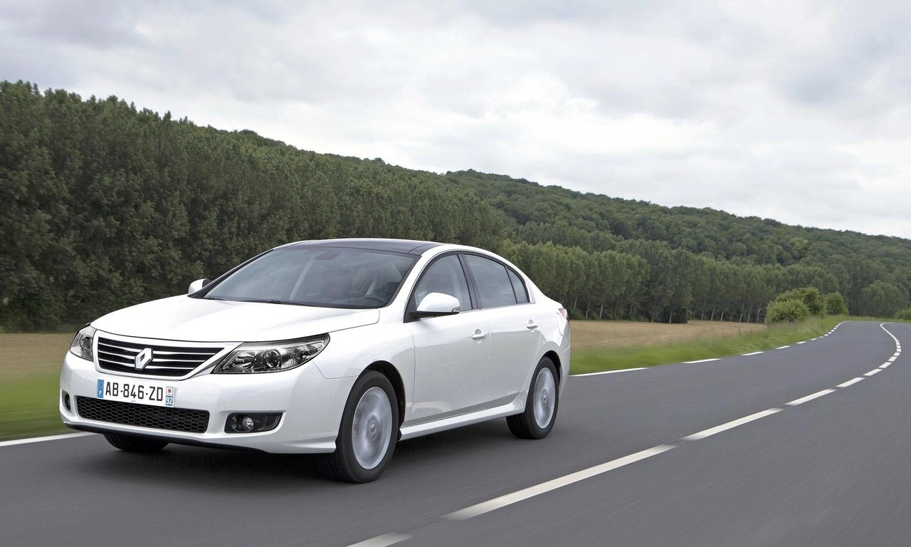 Nekada najveća Renaultova limuzina