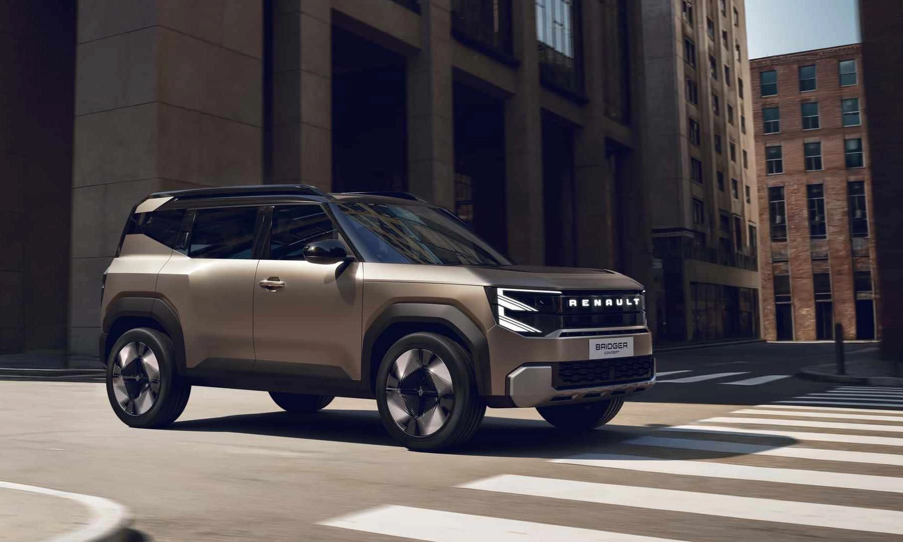 Mališan sa rezervnim točkom na leđimai hibridnim pogonom