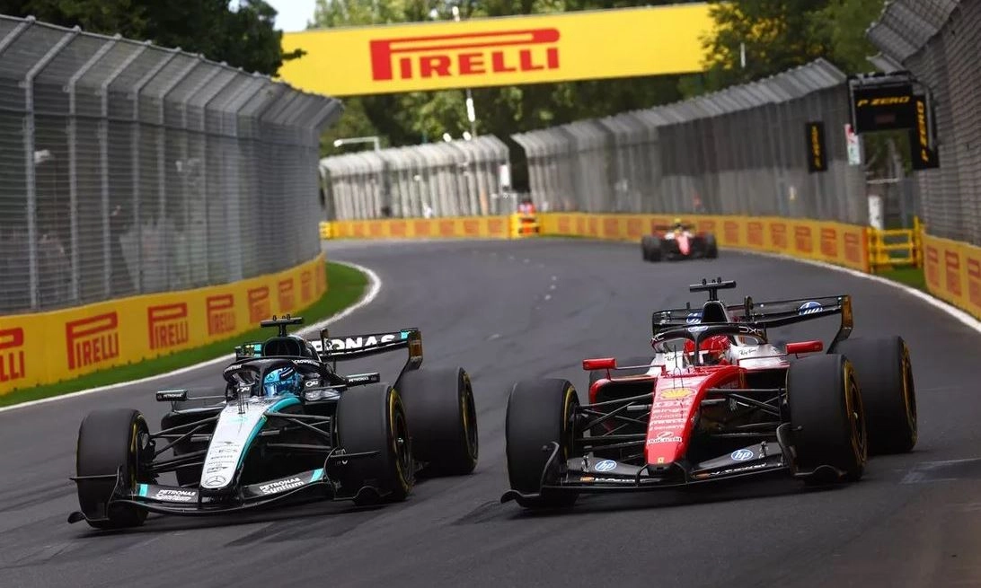 Russel slavi, taktički debakl Ferrarija