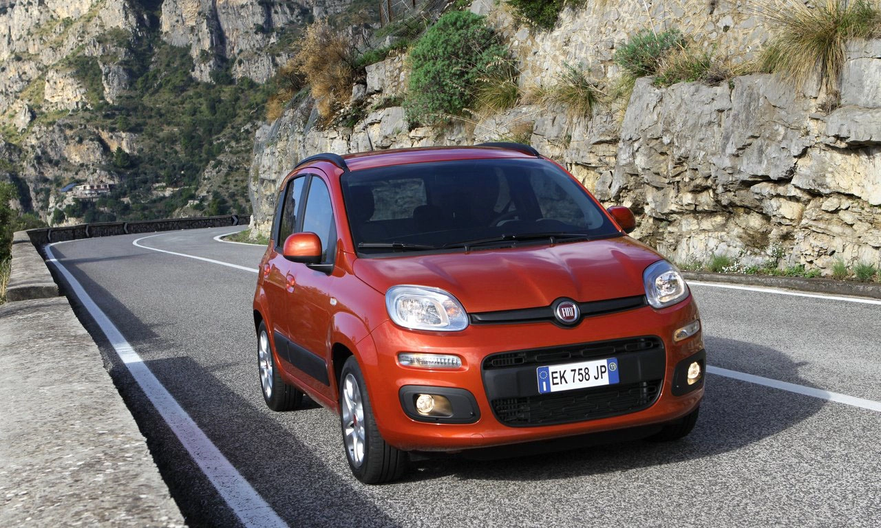 Zavodljivi italijanski gradski automobil